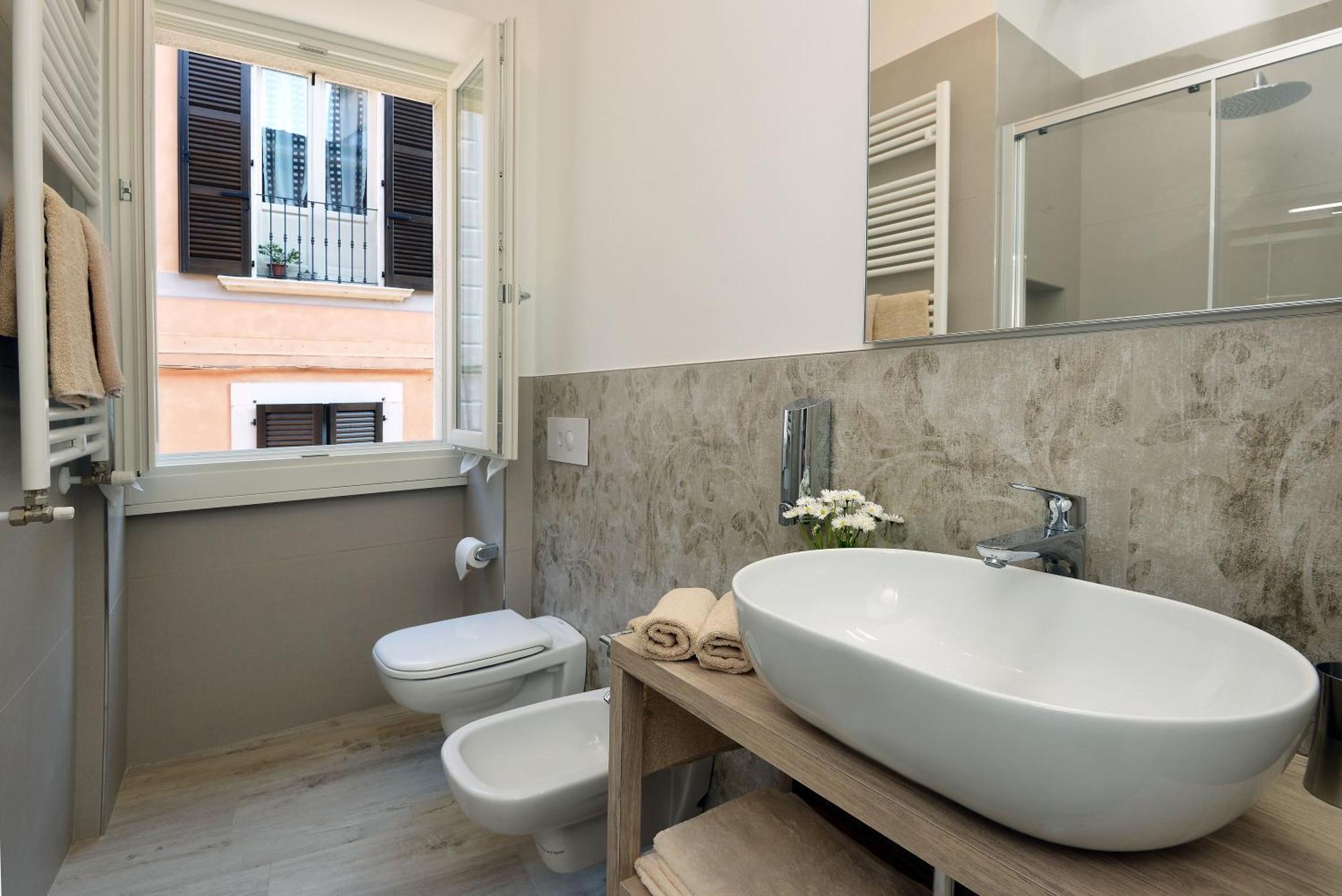 Cavour Apartments サロ エクステリア 写真