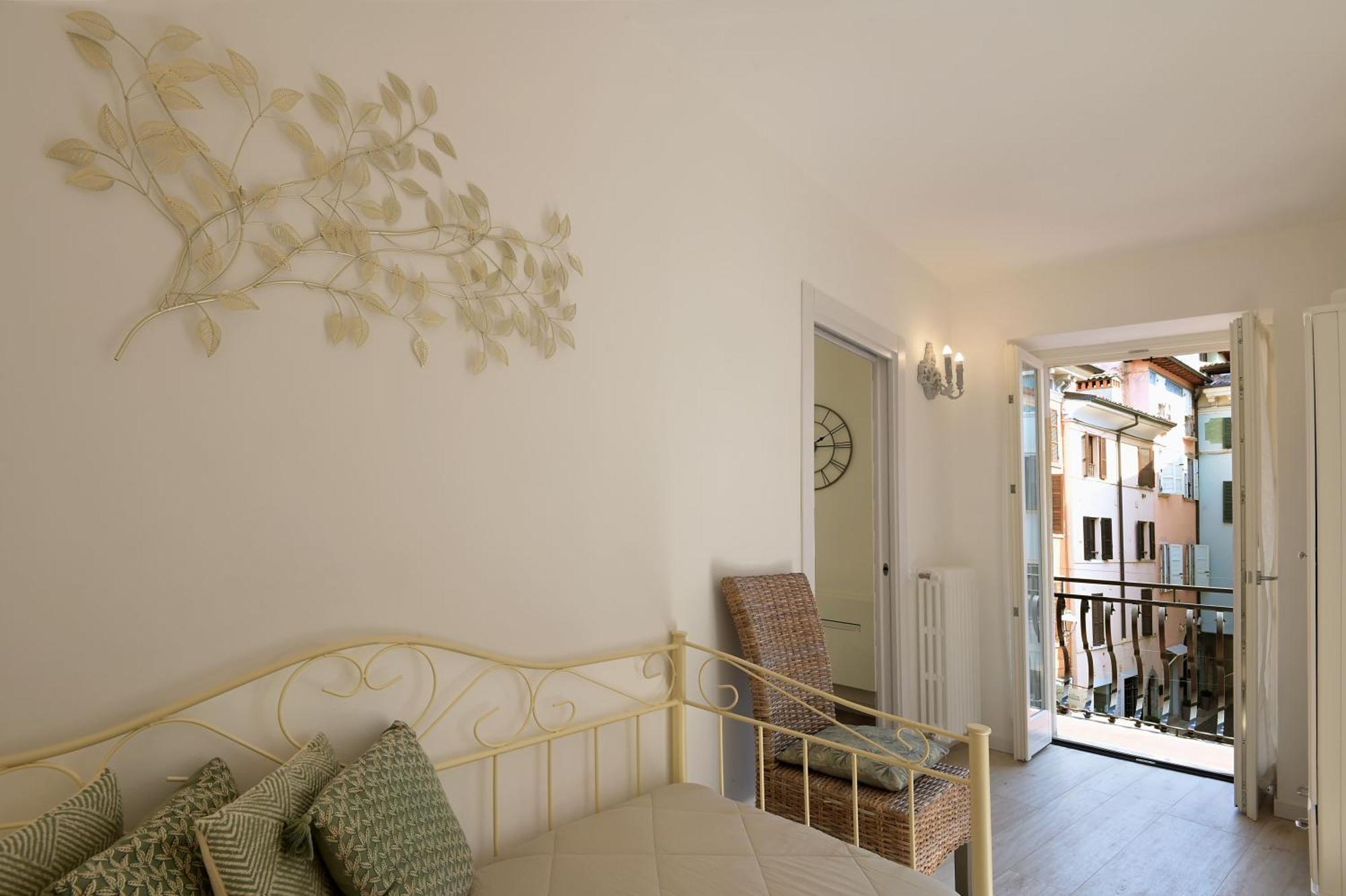 Cavour Apartments サロ エクステリア 写真