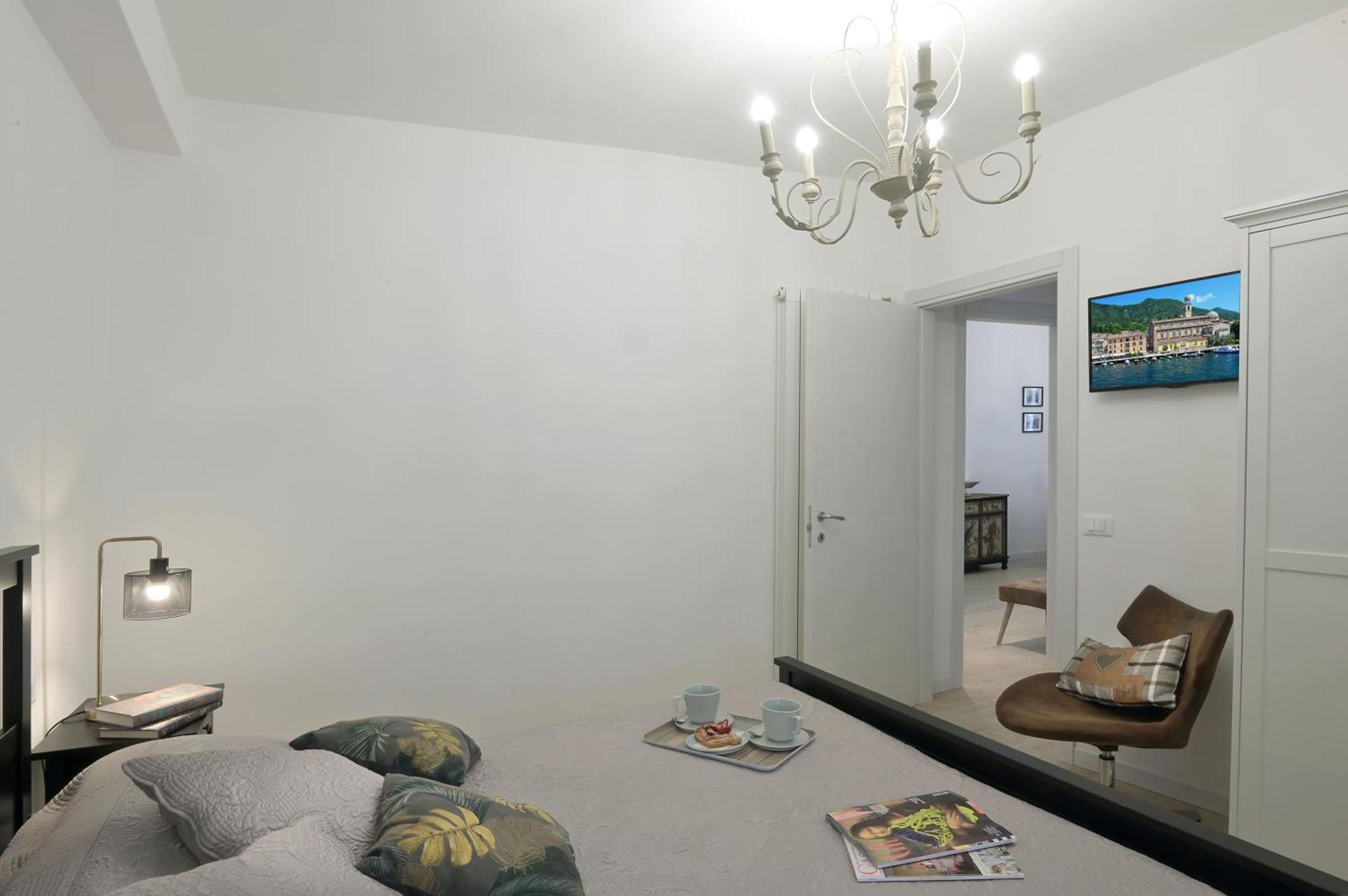 Cavour Apartments サロ エクステリア 写真