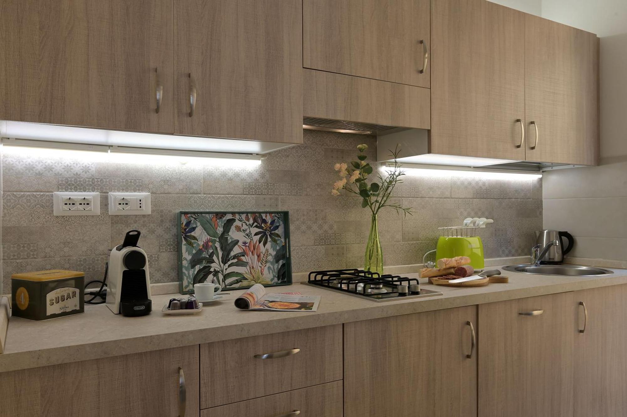 Cavour Apartments サロ エクステリア 写真